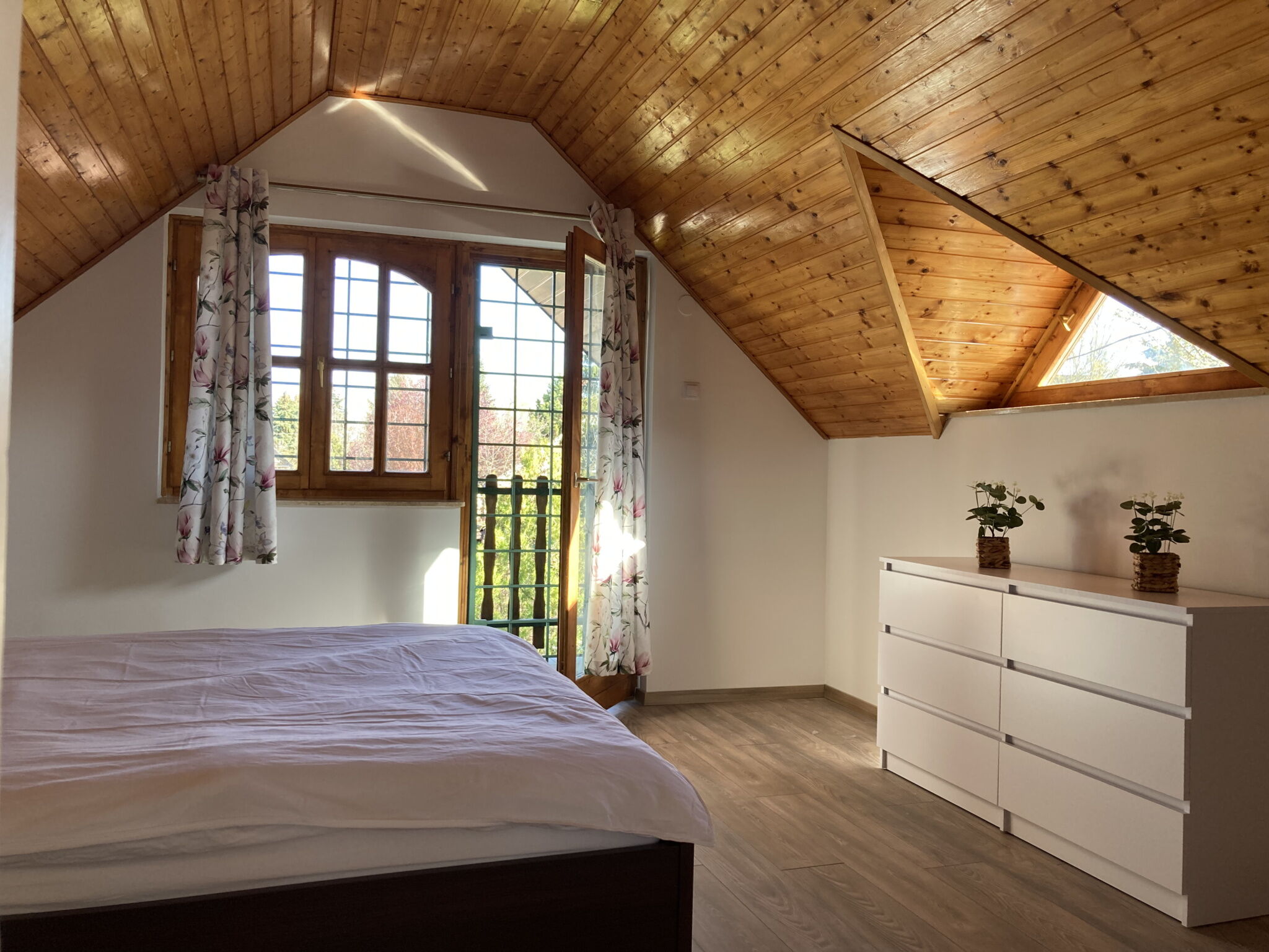 Kovacs Apartmanhaz Zamardi