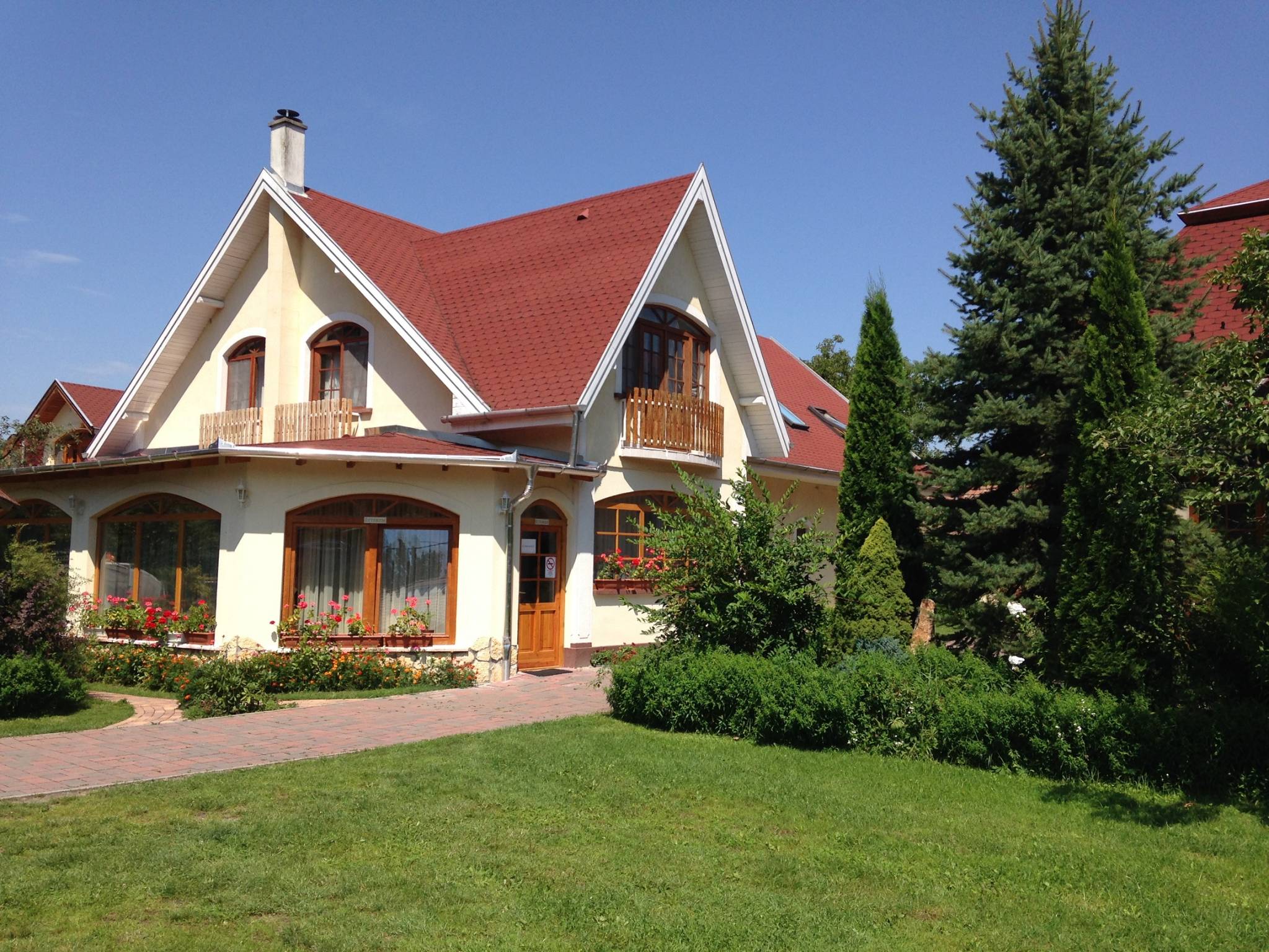 Aranybanya Panzio Es Apartmanhaz Telkibanya