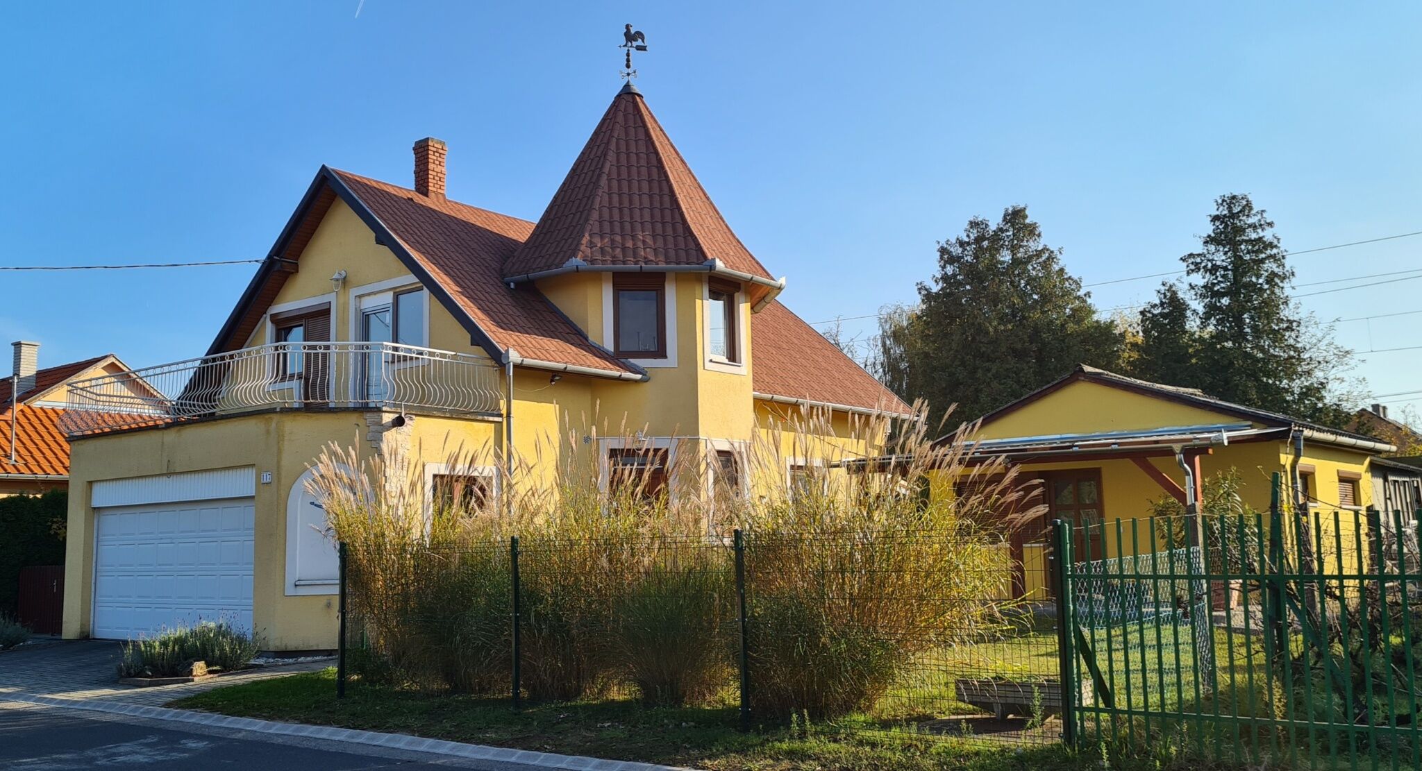 Hajas Familia Kiado Szobak Balatonmariafurdo
