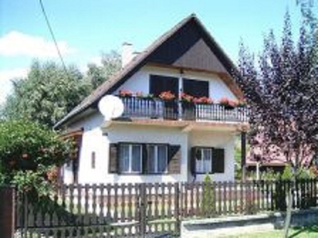 Csaladi Nyaralohaz Balatonmariafurdo
