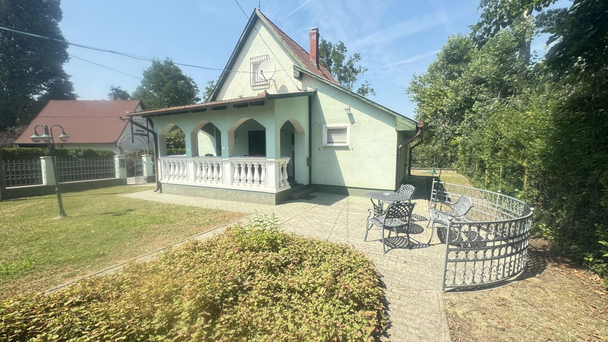 Zold Haz Balatonmariafurdo