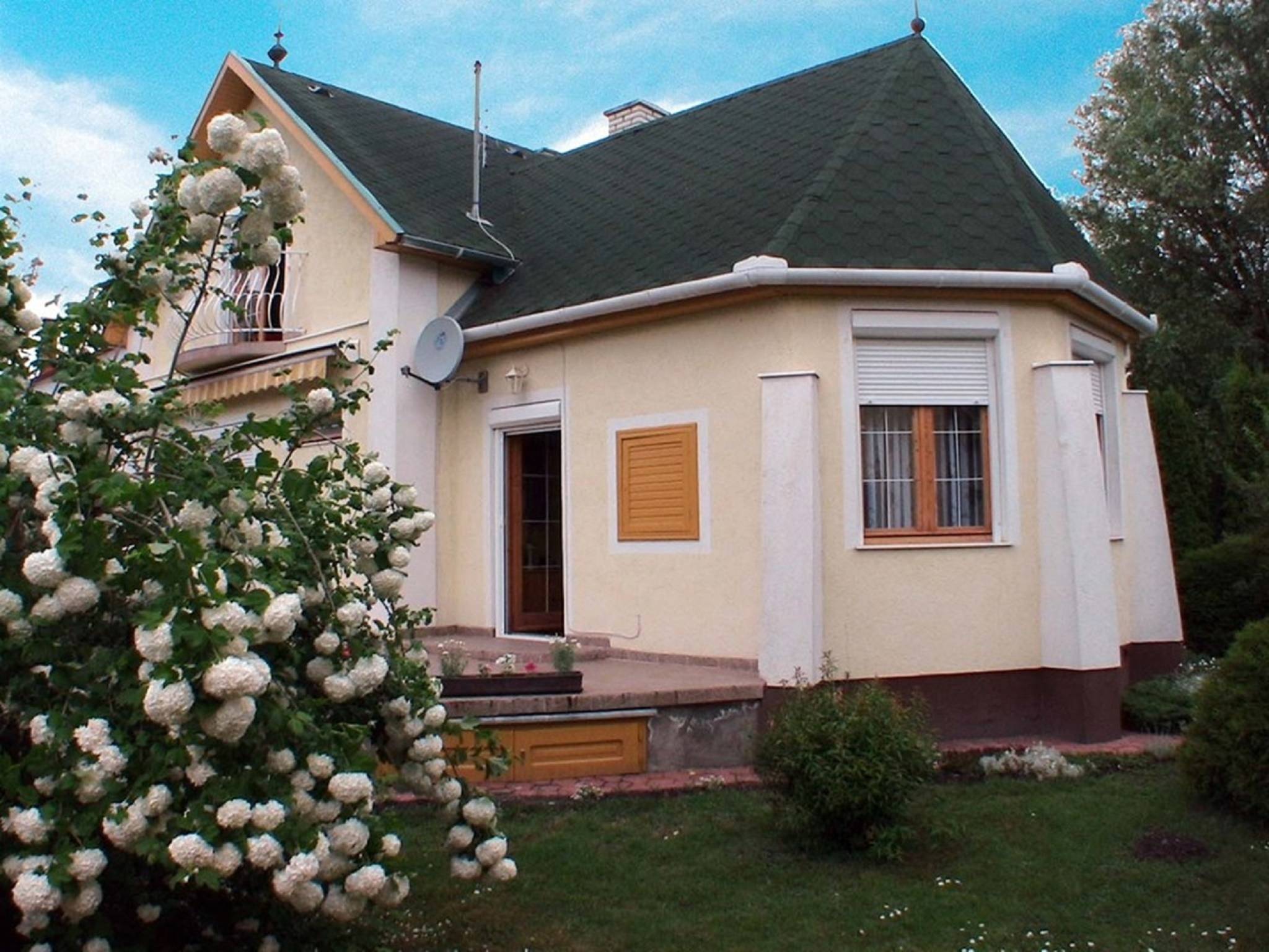 Kaposi Lak Balatonmariafurdo
