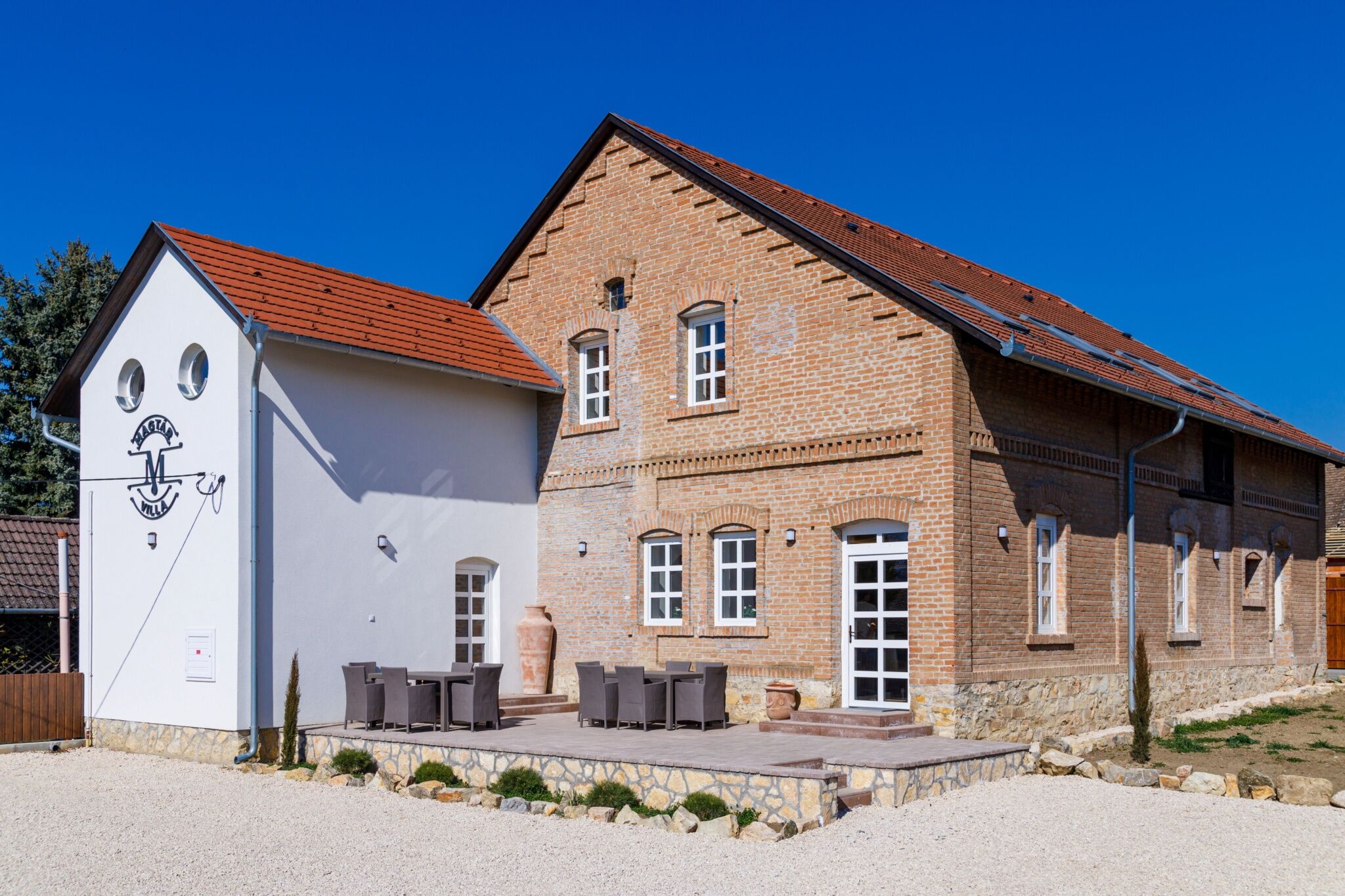 Magtar Villa Boly