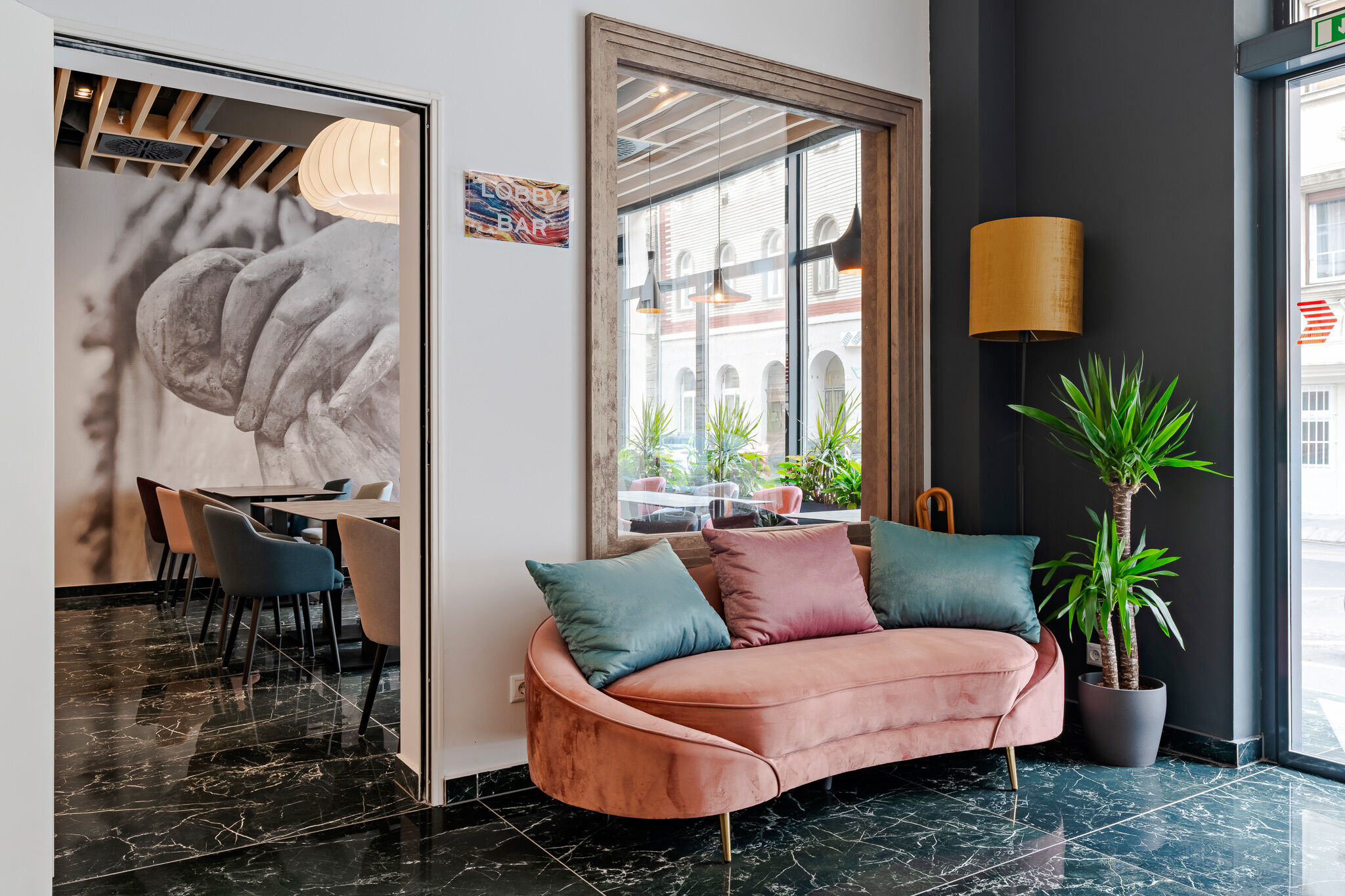 Onyx Luxury****Budapest