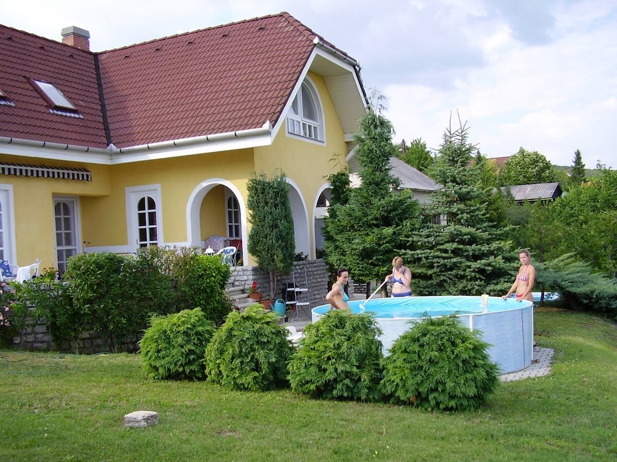 Marton Villa Csopak