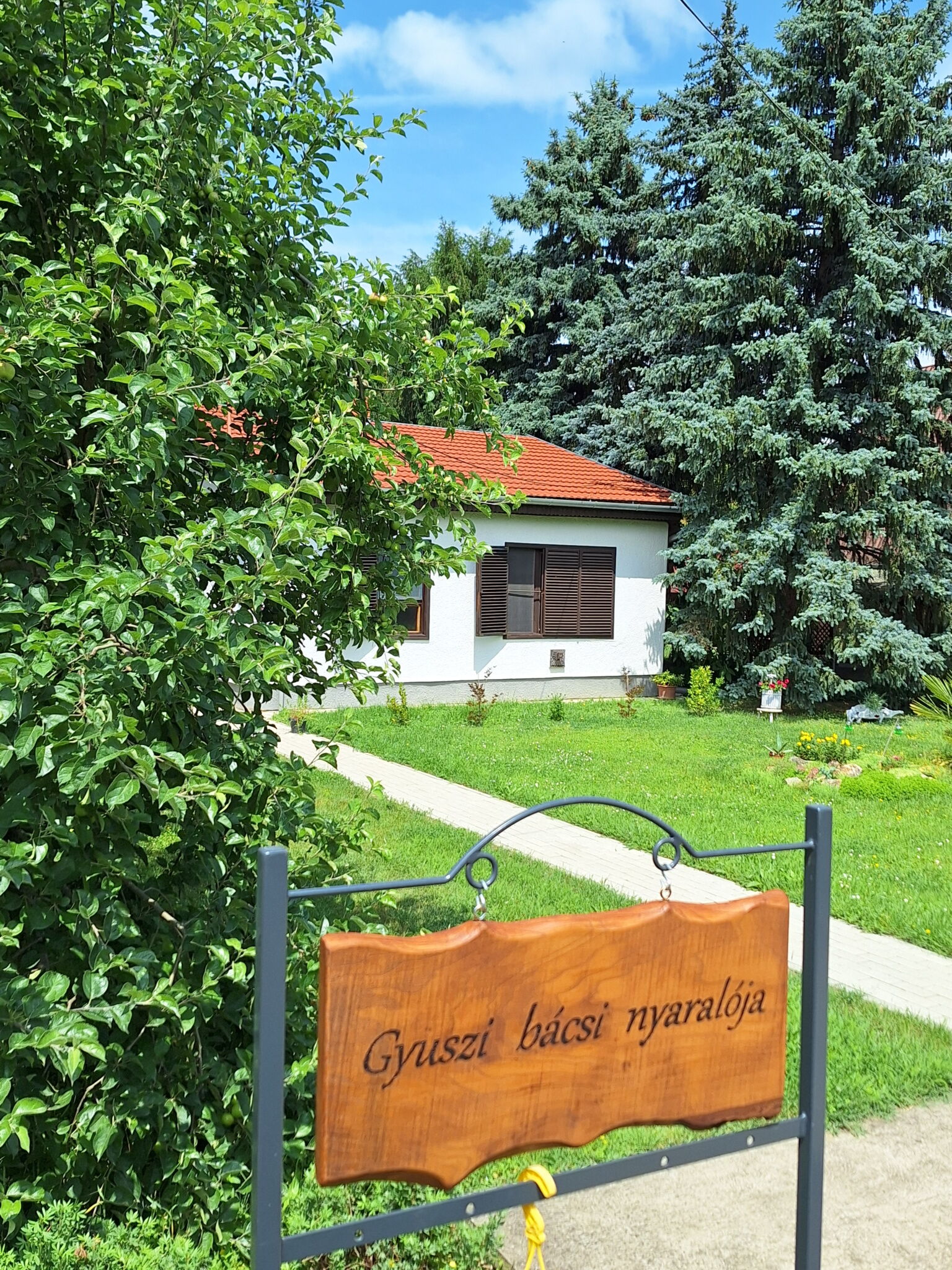 Gyuszi Bacsi Vizparti Nyaralo Gyomaendrod