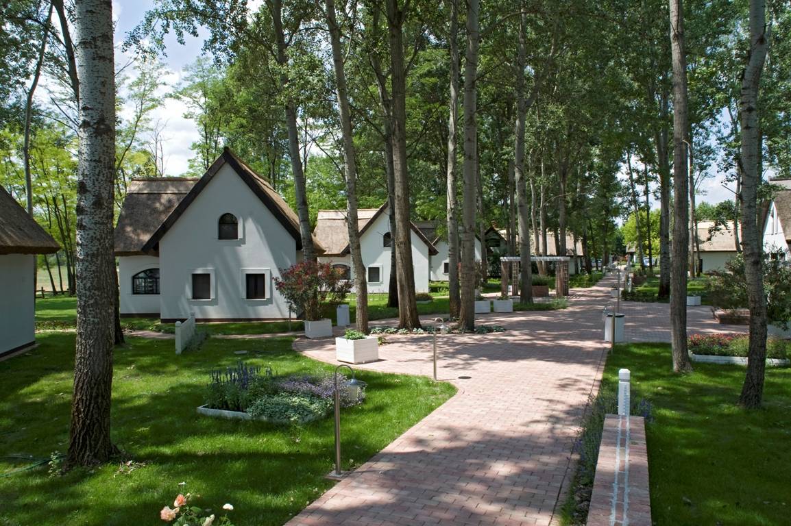 Varga Tanya Hotel Konferencia Es Szabadido Kozpont Kerekegyhaza