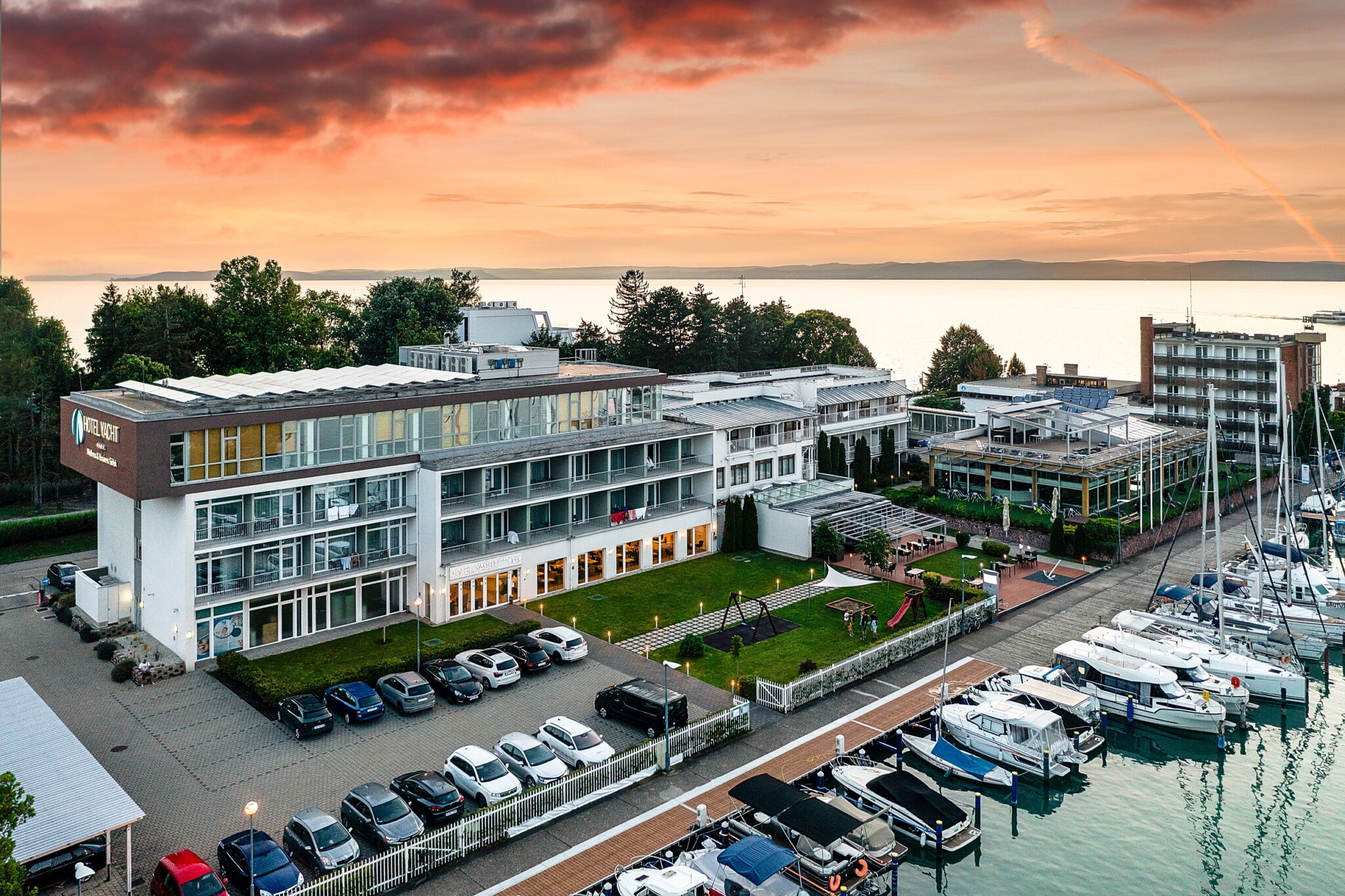 Hotel Yacht Wellness Business Siofok