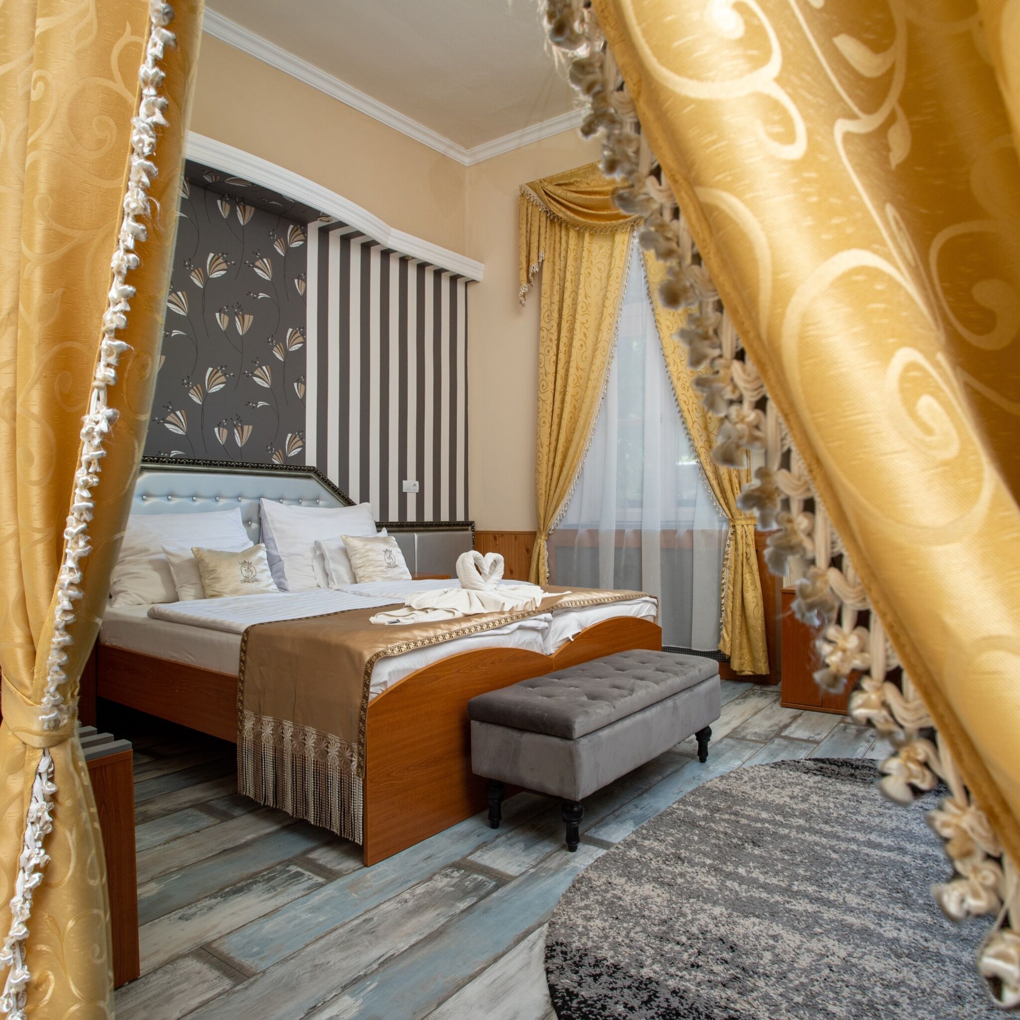 Illes Hotel Es Stuszi Vadasz Etterem Szeged