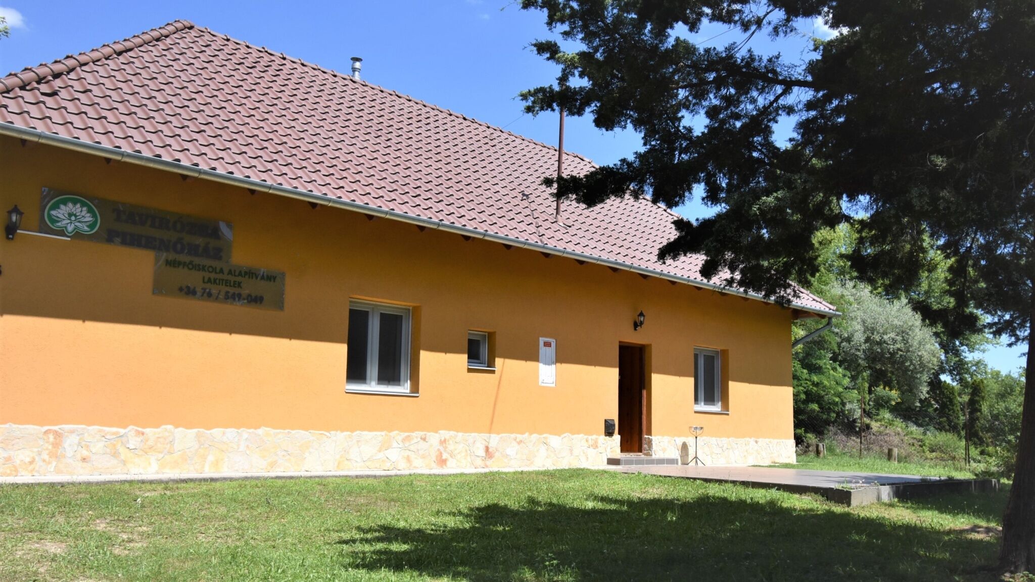 Tavirozsa Pihenohaz Lakitelek