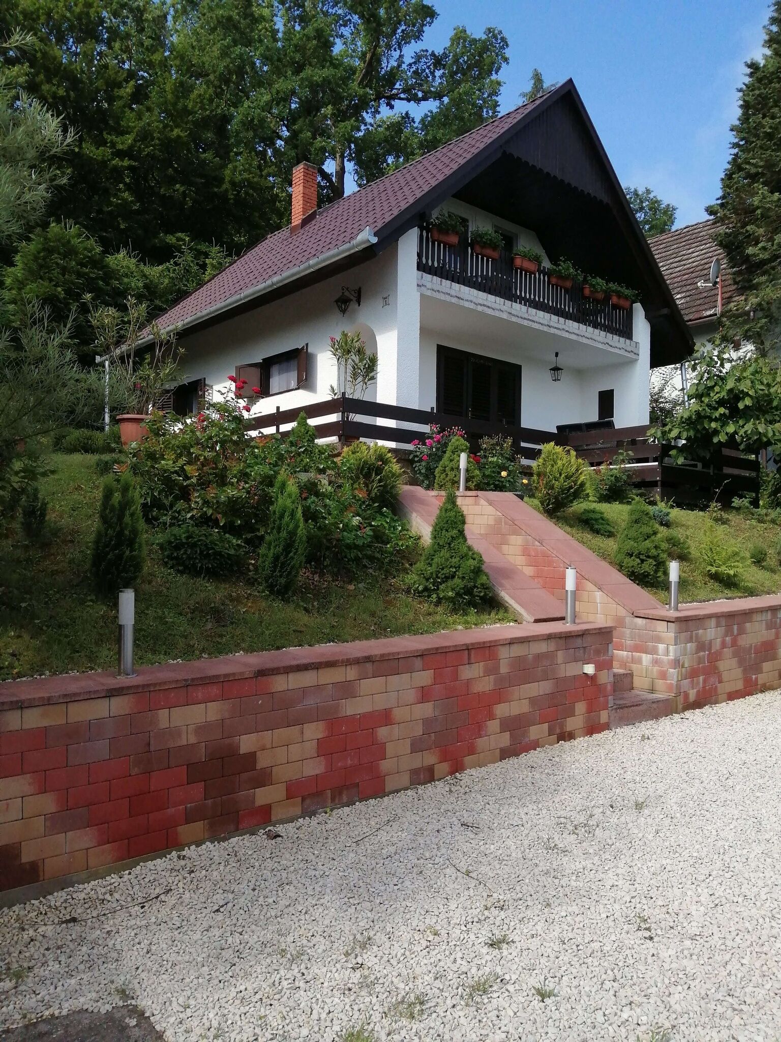 Zsuzsi Nyaralo 2. Magyarhertelend