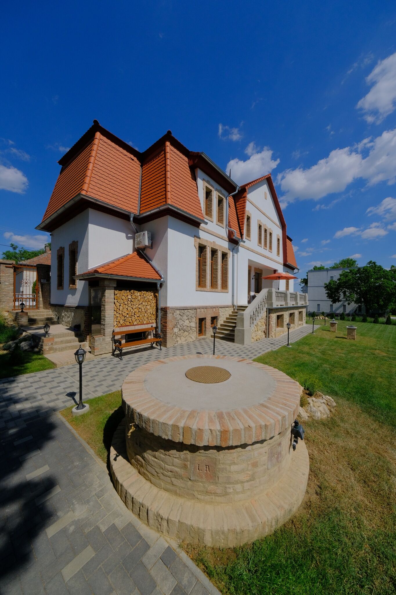 Lauber Villa Pecs