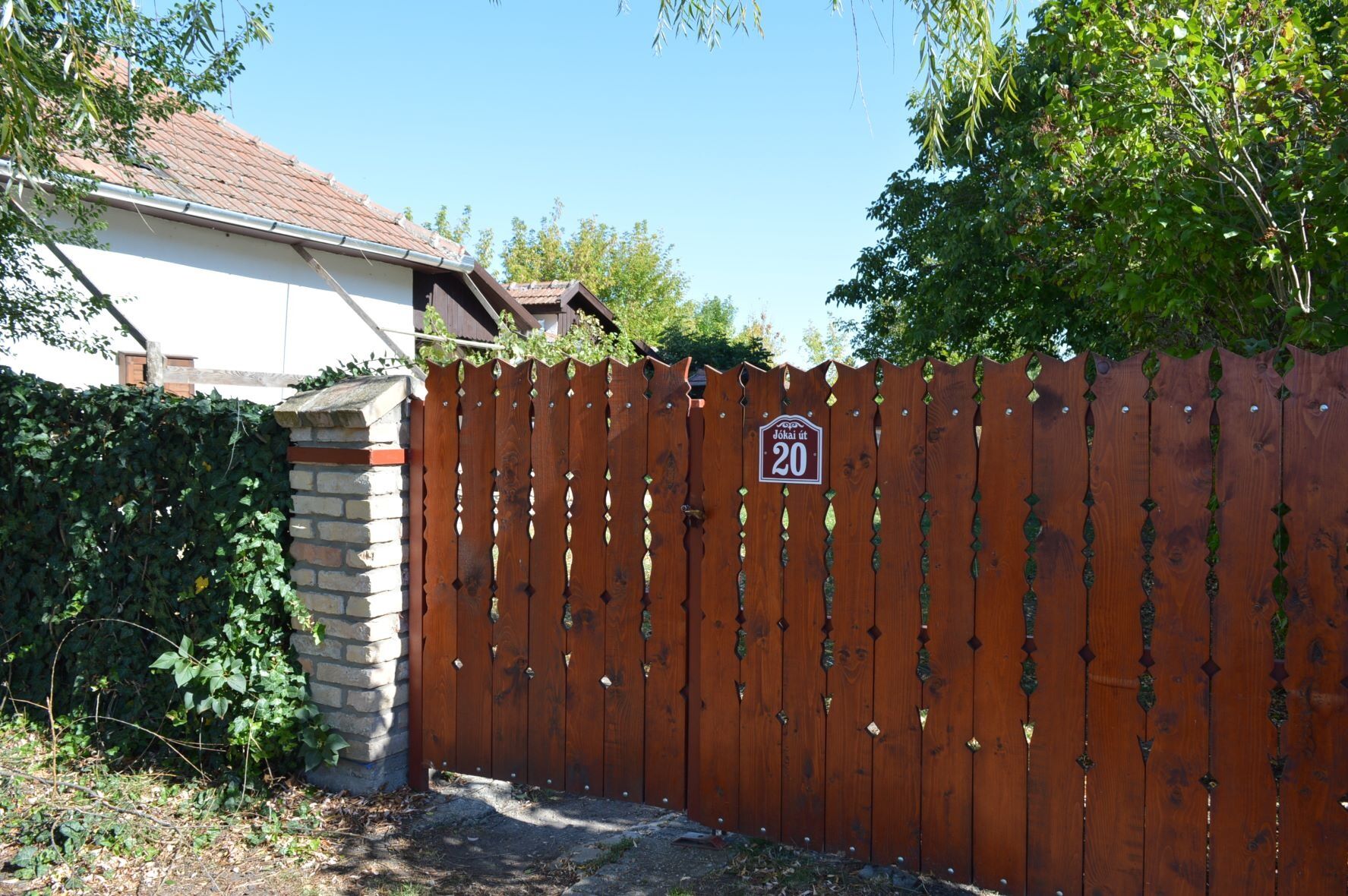 Kis Büko Elmenyporta Sarud