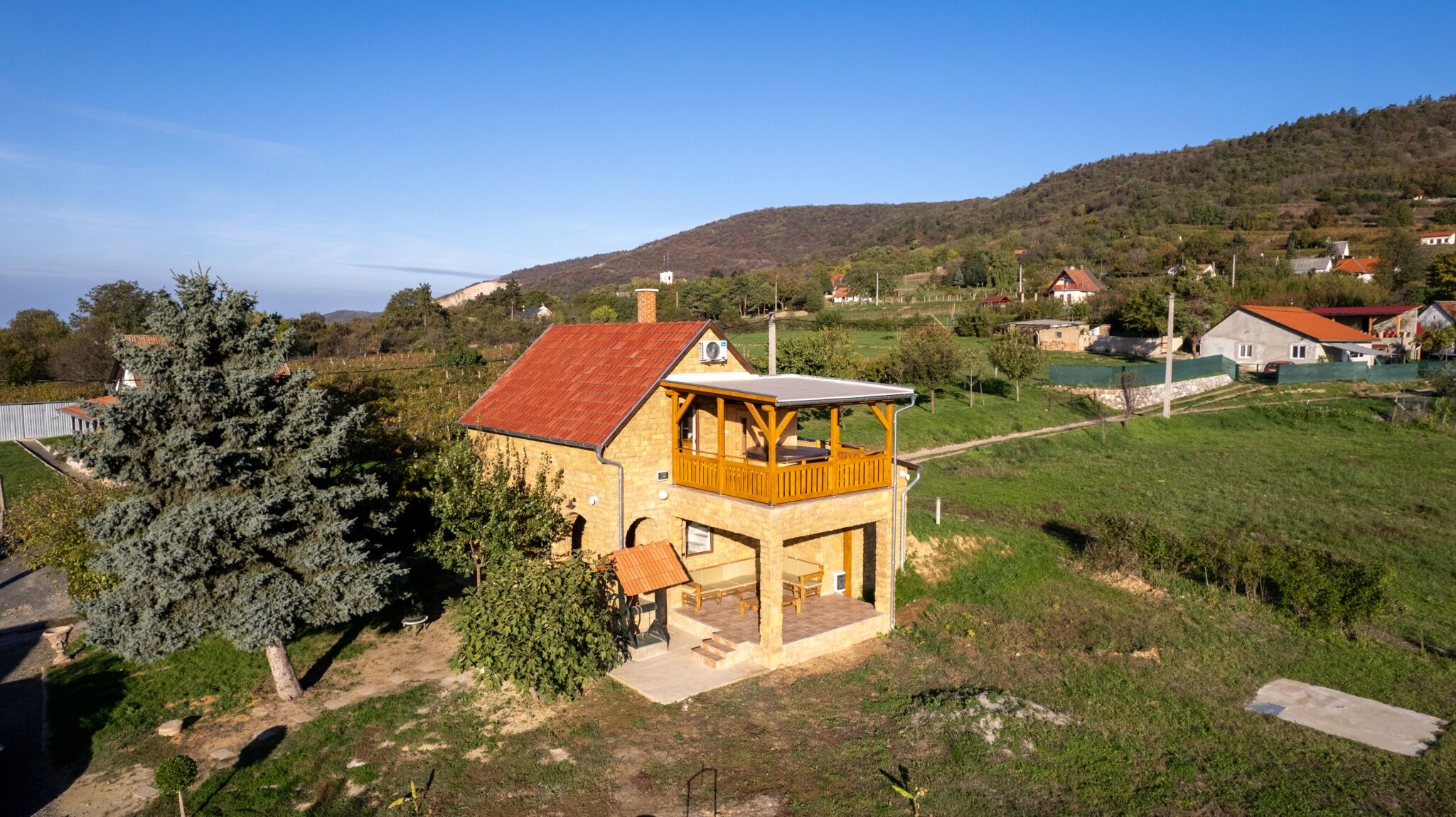 Gyud Cottage Siklos Mariagyud