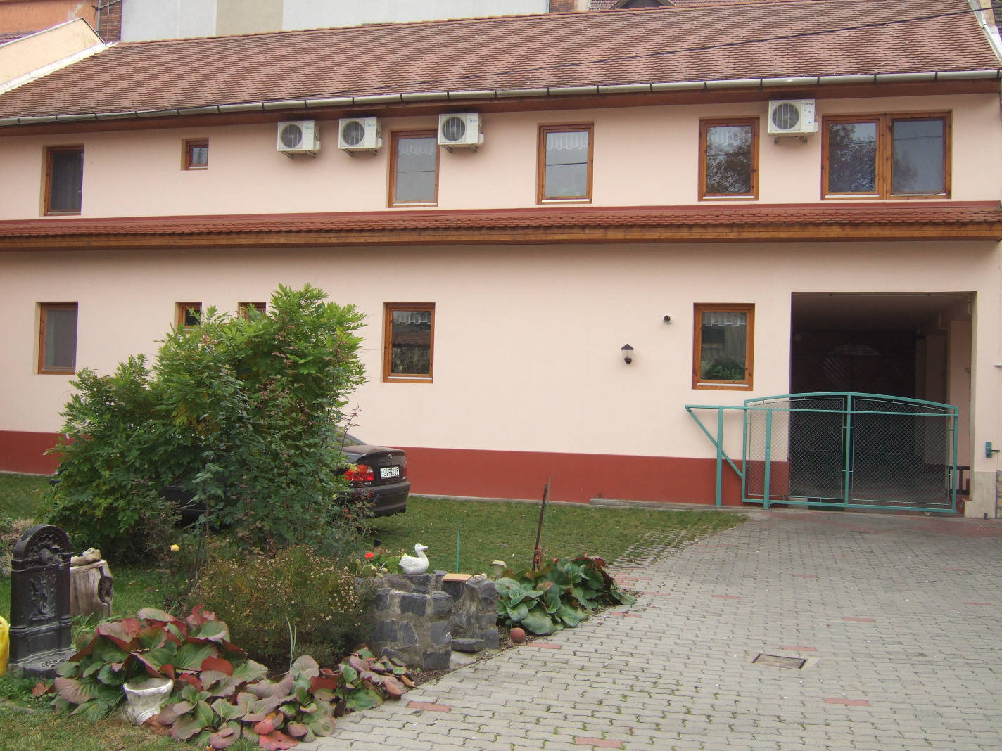 Timarhaz Panzio Szeged