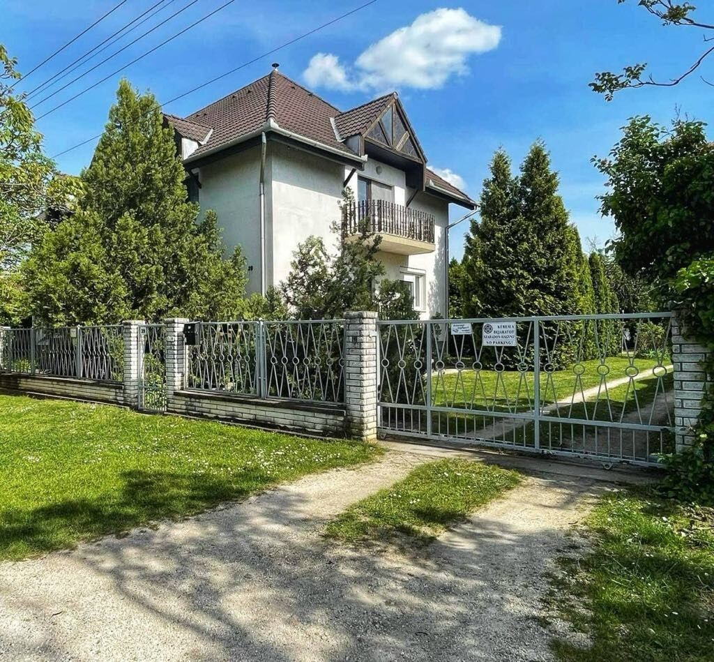 Muskatlihaz Siofok
